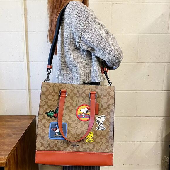 (E)Coach CE948 Coach X Peanuts Graham Structured Tote With Patches In Gunmetal - Picture 2 of 7